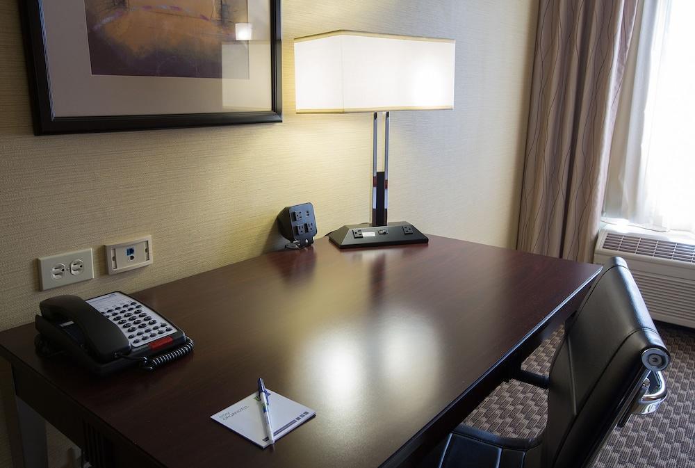 Express Hotel 2*